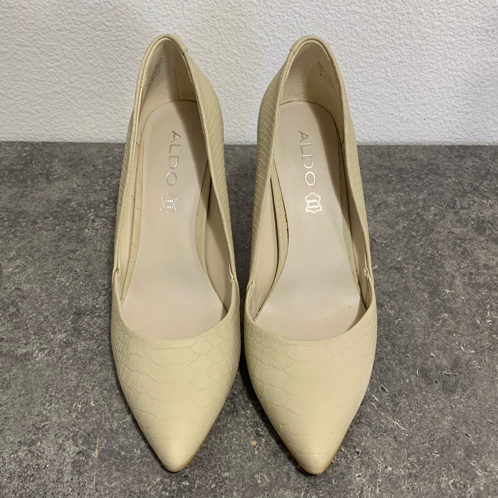 Aldo: Cream Color Snakeskin Pattern Leather Heels